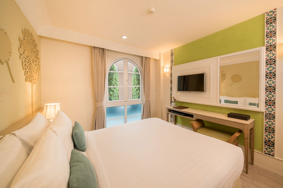 <b>Superior Room<br>Size 25 Sqm.</b> <br>2,000 THB/Night